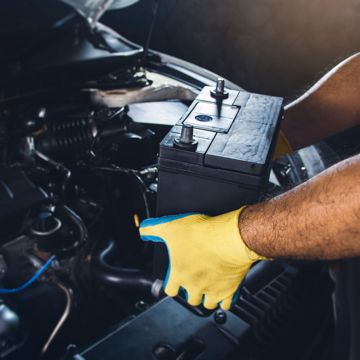 Μικρό vs Μεγάλο Σέρβις: Ποιο χρειάζεται το αυτοκίνητό σου;